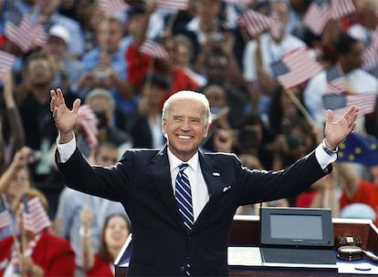 El candidato demócrata a la vicepresidencia ha salido al escenario tras Al Gore y ha asegurado que  "todos estamos aquí para ofrecerle esperanza a esta país y apoyar a nuestro próximo presidente, Barack Obama"