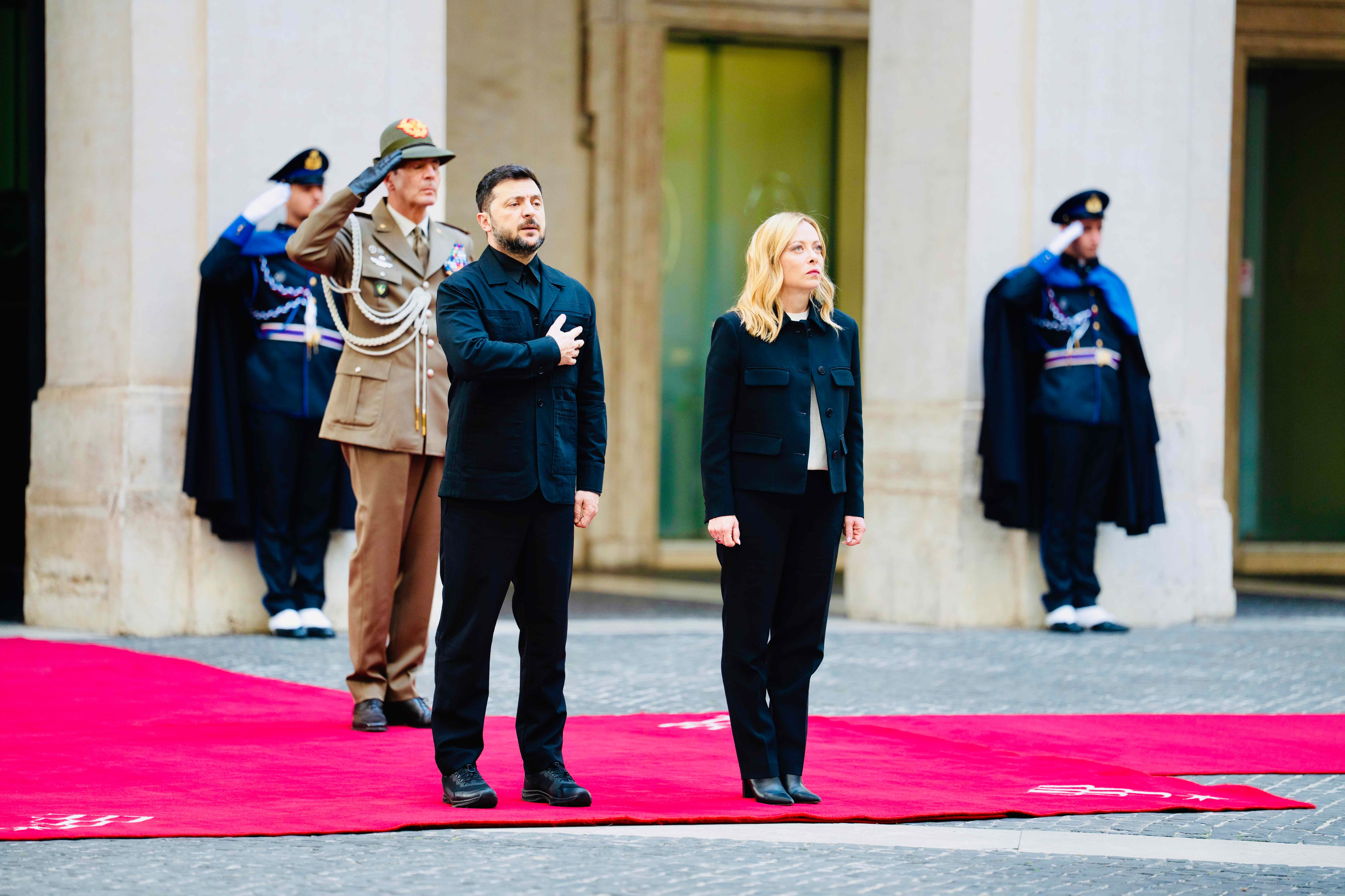 Zelenski está dispuesto a organizar elecciones en plena guerra si EE UU y la Unión Europea garantizan la seguridad Zelenski está dispuesto a organizar elecciones en plena guerra si EE UU y la Unión Europea garantizan la seguridad