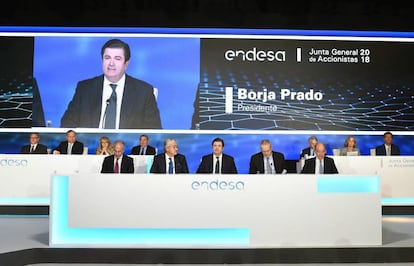 El presidente de Endesa, Borja Prado, interviene durante la junta de accionistas de Endesa.