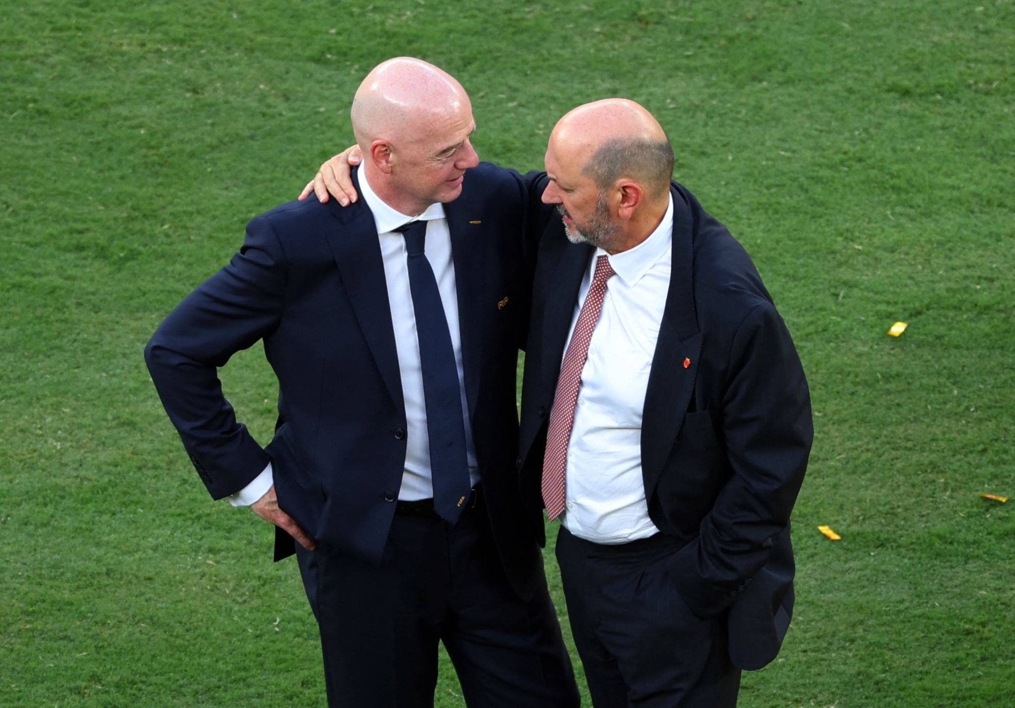 Infantino maniobra para ganar apoyos en su momento de máxima debilidad como presidente de la FIFA