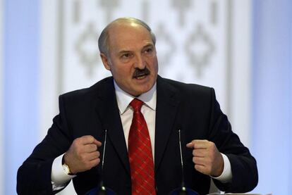 El presidente bielorruso, Viktor Lukashenko, ayer durante una conferencia de prensa en Minsk.