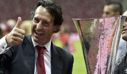 El Sevilla ha renovado a Emery hasta 2017.