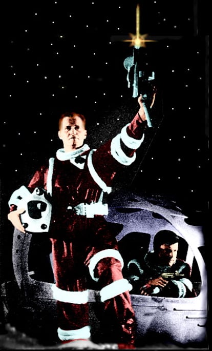 Al Hodge como el capitán Vídeo en una foto publicitaria.