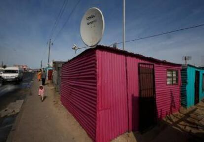 Una antena instalada en Sudáfrica por Naspers.
