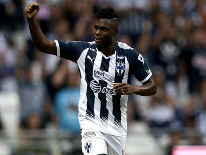 Avilés Hurtado celebra su gol.