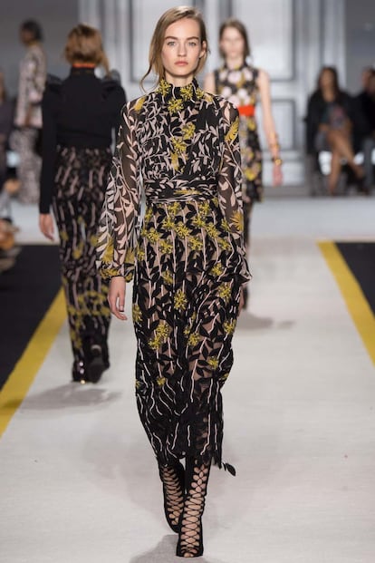 pasarela giambattista valli otoño invierno 2015 2016 paris fashion week