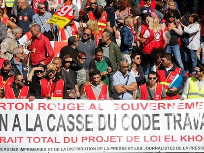 Manifestantes durante protesto contra reforma trabalhista