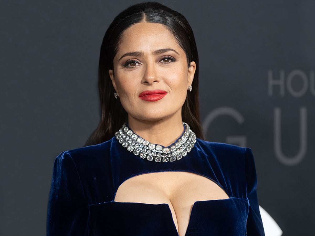 salma hayek" Salma Hayek: «Me dijeron que habría sido la estrella más grande de  Hollywood de no ser mexicana» | S Moda: Revista de moda, belleza,  tendencias y famosos | EL PAÍS