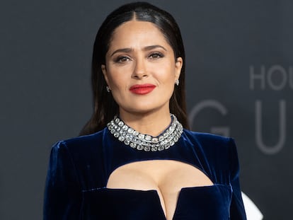 Salma Hayek, durante el estreno de 'La casa Gucci' en Nueva York, el día 16.