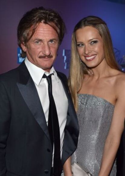 Sean Penn y Petra Nemcova, juntos en el Festival de Cannes 2012.