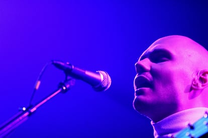 Billy Corgan, de Smashing Pumpinks, durante un concierto en Rotterdam en el año 2000.