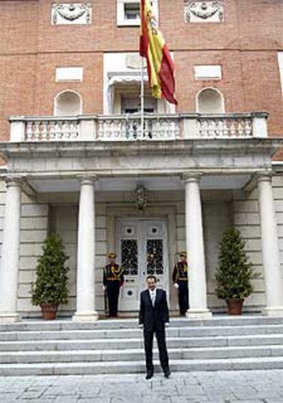 El presidente del Gobierno, José Luis Rodríguez Zapatero, ayer en La Moncloa.