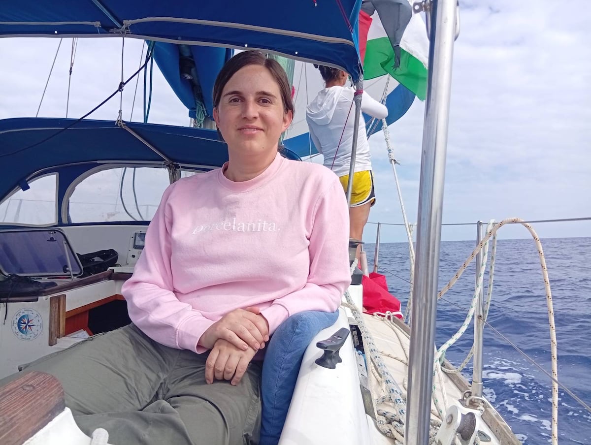 La diputada de Más Madrid Jimena González habla a bordo de la nueva flotilla hacia Gaza: “El PP actúa como una oficina israelí”