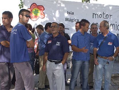 Manifestación de la plantilla de Isla Mágica