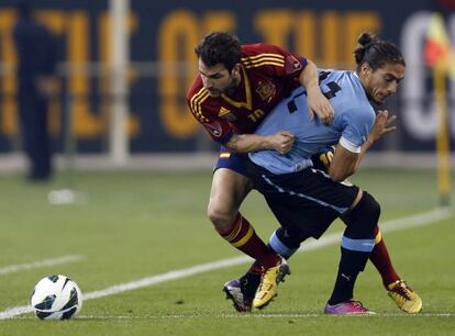 El centrocampista Cesc Fábregas durante un amistoso contra Uruguay