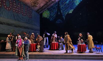 Un momento de la opera La Boheme en el Teatro Auditorio de San Lorenzo de el Escorial.
