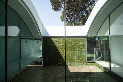 Pati interior de la Casa Gomis. MASSIMILIANO MINOCRI