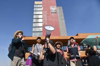 Estudiantes protestan en la UNAM, el pasado 4 de abril de 2025