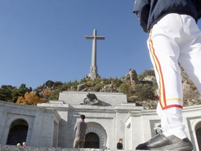 Asistente al homenaje a Franco el 20- N de 2008 en el Valle de los Caídos.