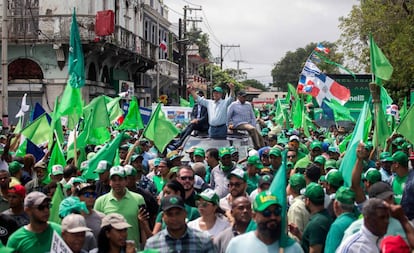 El expresidente dominicano, Leonel Fernandez, durante una manifestación el domingo pasado en Santo Domingo