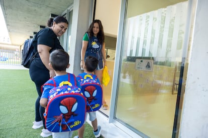 Desconfianza profesores enseñar con IA