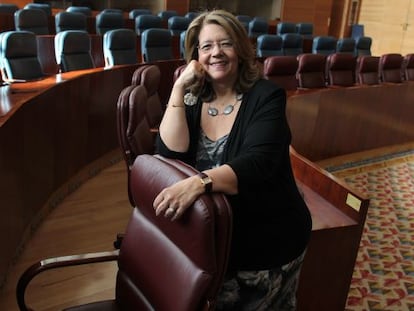 Elvira Rodr&iacute;guez en la Asamblea de Madrid, que presidi&oacute;.