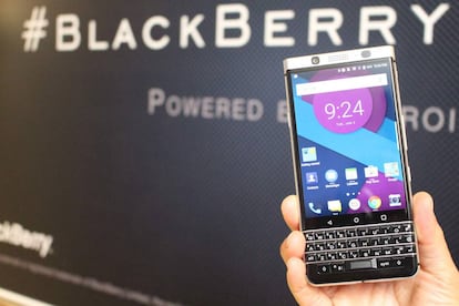 Foto de 2017 de un BlackBerry en el Consumer Electronics Show de Las Vegas