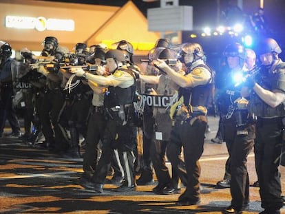 A policia do Missouri, durante um protesto em 18 de agosto.