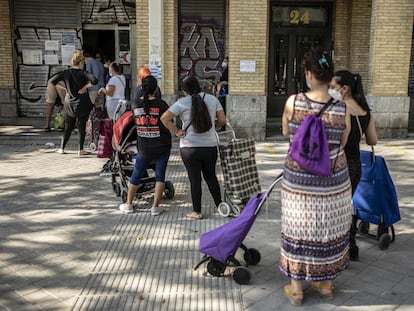 Banco de alimentos Gran Avenida 24, en el barrio de Orcasitas.