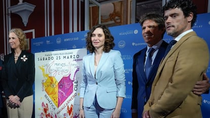 De izquierda a derecha: la infanta Elena, Isabel Díaz Ayuso, Manuel Díaz 'el Cordobés' y Miguel Abellán en una presentación en febrero de 2023.