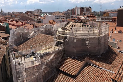 La cúpula y la linterna de la iglesia penitencial de la Vera Cruz, referente de la Semana Santa de Valladolid, tras el desplome.