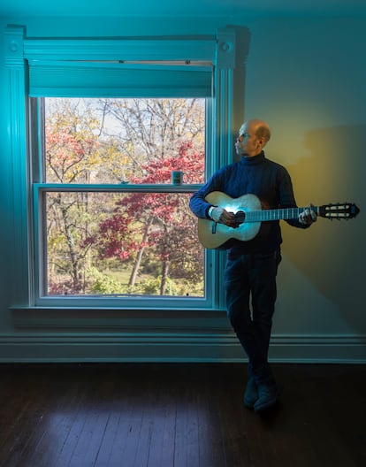 Bonnie "Prince" Billy retratado en el segundo piso de su casa-estudio de Louisville (Kentucky).