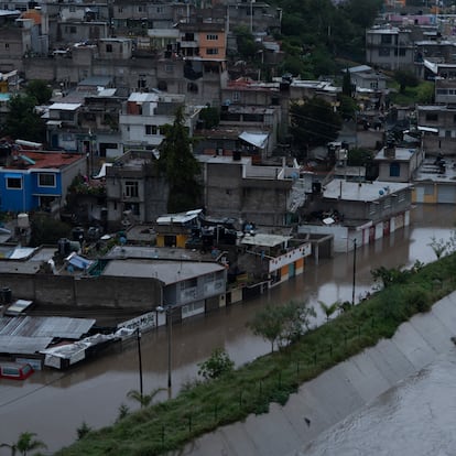 Los desbordamientos del río Tula y el río Rosas provocaron inundaciones en al menos nueve colonias