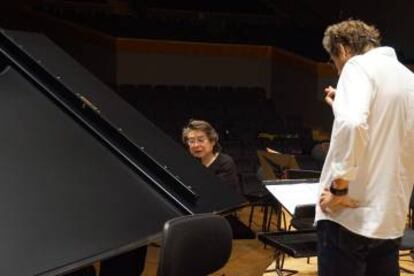 Leonskaja y Nesterowicz, durante un ensayo.