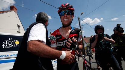 Richie Porte tras caerse en el Tour.