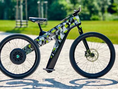Skoda ofrece su visión de futuro: una bicicleta eléctrica sin pedales ni frenos