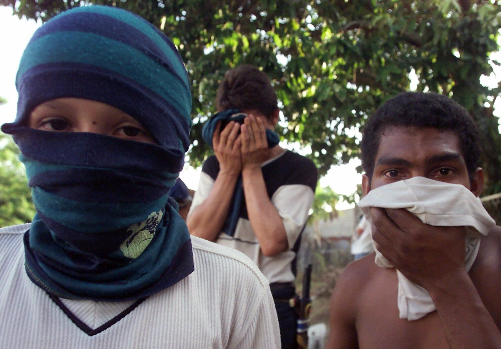 Agricultores de coca en Tibu, en 2001.