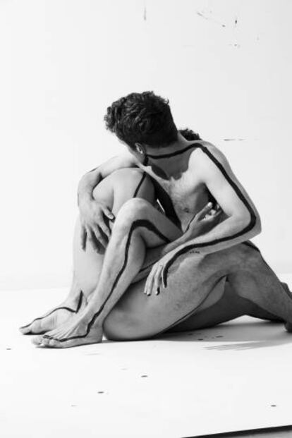 Foto de promoción de 'Human'.