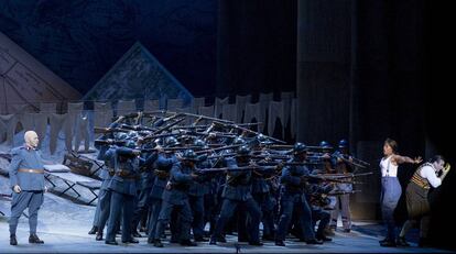 Una escena de 'La fille du regiment', de Donizetti.