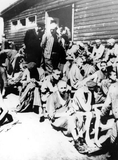 A photo of the infirmary at Mauthausen, where the SS doctor Aribert Heim was supposedly present in 1941.