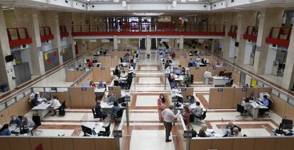 Oficinas de atención al cliente de la Agencia Tributaria, en Madrid.