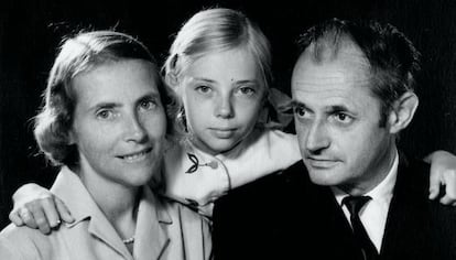 Juliana Koepcke con sus padres en 1961.