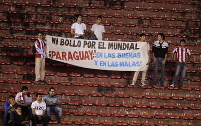 Seguidores de Paraguay durante el partido ante Colombia