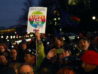 Protesta contra el partido AfD (Alternativa para Alemania), tras el ataque en Hanau, este jueves en Berlín.