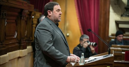 Intervencion del consejero de economia y hacienda, Oriol Junqueras en el Parlament.