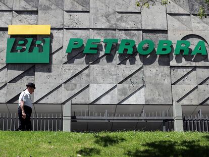 Fachada da sede da Petrobras, no Rio.