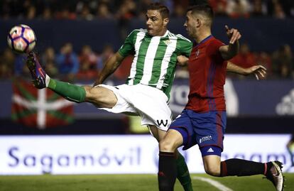 Joaquín marca el primero.