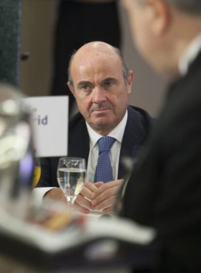 El ministro de Economía, Luis de Guindos, este lunes en Madrid.