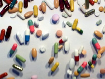 Cápsulas de medicamentos.