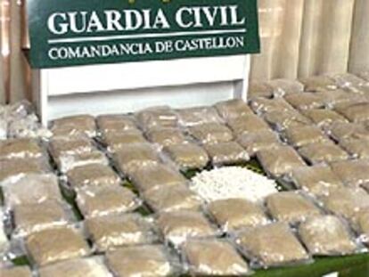 Alijo de pastillas intervenido por la Guardia Civil en Castellón.